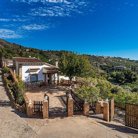 Amazing Home In Frigiliana With Kitchen Экстерьер фото